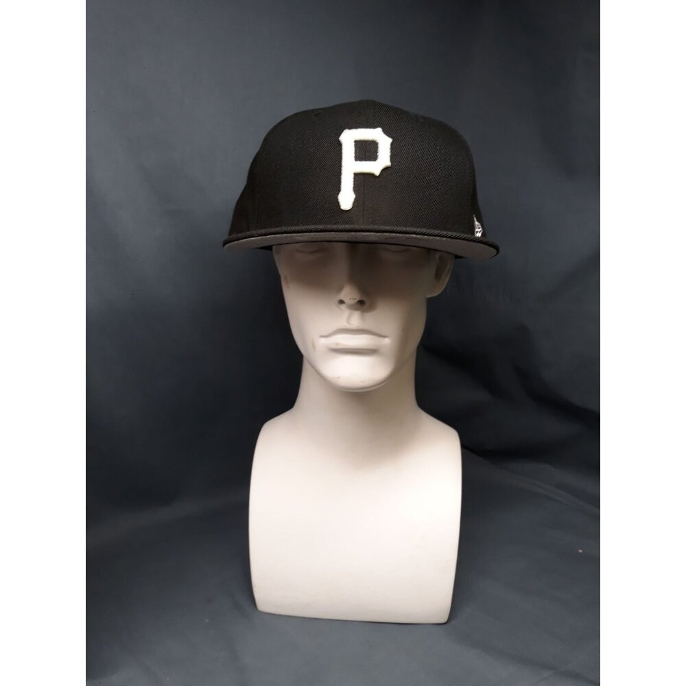 New Era 59Fifty Men's Fitted Pittsburgh Pirates Hat Size 8 Black NEW!